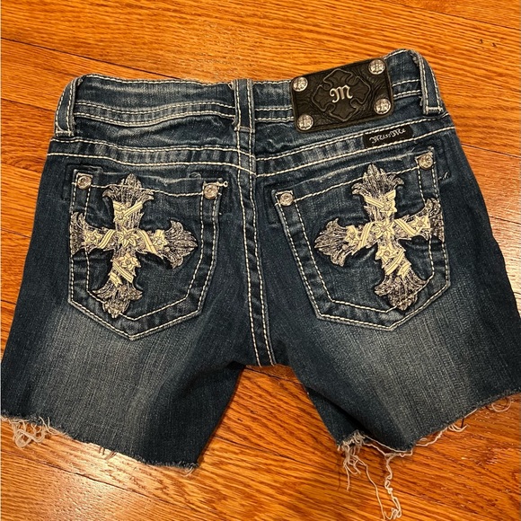 Miss Me Jean shorts - 24 - Picture 2 of 4